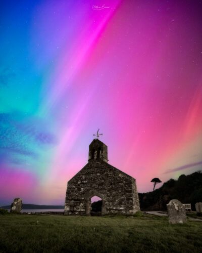 Cwm Yr Eglwys Aurora